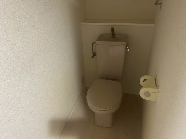 ヴィラ・ソレイユの物件内観写真